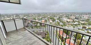 Private 16th-Floor Oceanview Residence with Belmont Pier Views Gallery 25