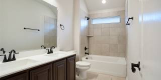 812 Woodview Court Gallery 23
