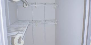 RARE Offering 2BD/2BA Furnished Condo of secured building in highly sought after Boutique Bella Capri building. Gallery 21