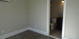 208 W 9TH Street Gallery 13