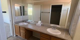 9402 Santa Fe Rose Street Gallery 22