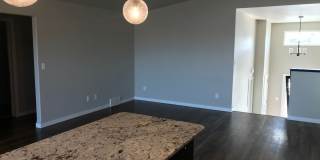 4 Bed 2 Bath Single Family Home Gallery 5