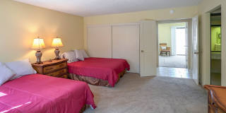 Beautifully Furnished Condo with Mountain Views Beautifully Furnished Condo with Mountain Views Gallery 23