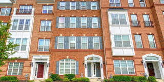 23654 HOPEWELL MANOR Terrace Gallery 1