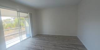 640 SE 2nd Avenue Gallery 10