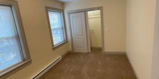 1404 E State St Apartments Gallery 6