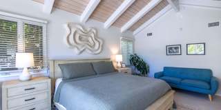 MODERN ARCHITECTURE W/ BEACH CHARM: BRIGHT & AIRY, 4BR3BA, 2-STORY HOME W/ OPEN & BRIGHT LIVING SPACE & LARGE YARD W/ DECK & JACUZZI LESS THAN A BLOCK TO LMU, CLOSE TO PARK, SHOPPING, LAX & 10 MINS TO BEACH! Gallery 23