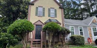 Charming 2-bedroom, 2.5-bath Townhome Gallery 1