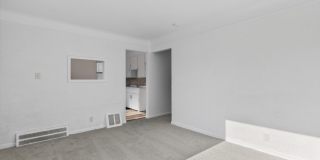 $1250 3 bed Bungalow Gallery 5