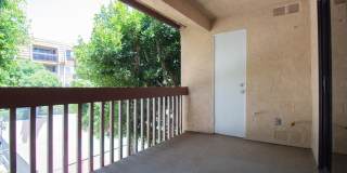 Stunning Updated 2BD/2BA Condo in Signal Hill AVAILABLE FOR IMMEDIATE MOVE IN Gallery 11