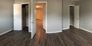 Sycamore Place Gallery 27