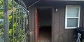1908 Hickory Avenue - B Gallery 1