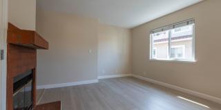 Excellent Santa Clara Location! Open Floor Plan! Granite Counters! Gallery 10
