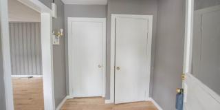 4-Bed Farmhouse Minutes from UVM Campus (30 Chase St) Gallery 19