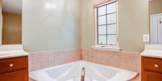 13526 WATERFORD HILLS Boulevard Gallery 29