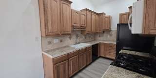1612 North Torrey Pines Drive - 104#104 Gallery 7