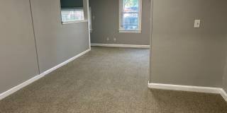 Private Northside 2/1 Residence For Rent! Pet Friendly! Washer & Dryer Included! Gallery 3