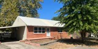 Two Bed/Two Bath Home, Large Lot , Carport and Detached Shop/Storage Bldg Gallery 1