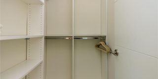 240 Shore Court Gallery 16