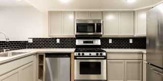 1329-39 LOMBARD Street Gallery 24