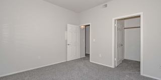 750 E Northern Avenue Gallery 15