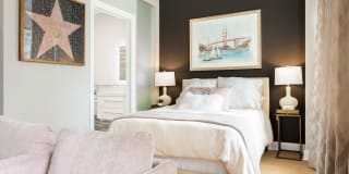 Kaufmann's Grand on Fifth Avenue Gallery 19