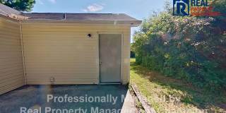 3 BD/2BA in Azalea Trace - Students Welcome Gallery 21