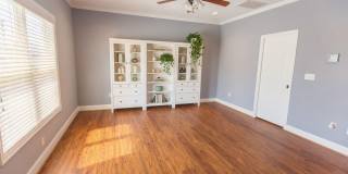 Cornerstone Spacious Single Family w Fenced Yard! Gallery 12