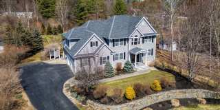 32 OLIVE MEADOW Lane Gallery 1