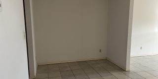 4006 Skyline Avenue Gallery 3