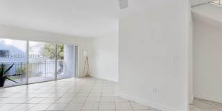 9369 Fontainebleau Blvd Gallery 3