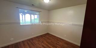 3 bed house w/ family room in The Landings! 3 bed house w/ family room in The Landings! Gallery 13
