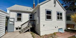 3 Bedroom / 2 Bath Home - Bespoke Elegance in the University District! Gallery 26