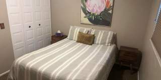 2 Bedroom Condo with One Car Garage Gallery 26