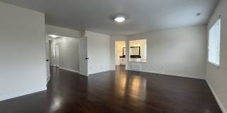 Grand 5 Bedroom Home Featuring 19ft Ceilings, Family Room & Main-Level Suite Gallery 42