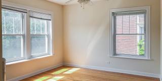 5208-14 N. Damen / 2000-10 W. Foster Gallery 32