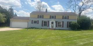 Renovated large home located in Beachwood Gallery 1