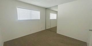 2759 College Blvd- 1/2 OFF 1ST MONTH! Extra Parking, Sun Room, Garage, Fireplace Gallery 16