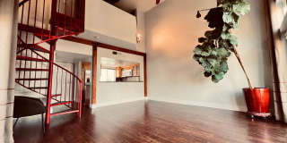 Renovated Uptown District Top Floor Condo in the Hillcrest Gallery 1
