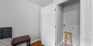 1221 47TH Place NE Gallery 11