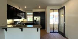 2 bed, 2.5 bath located in Corona, CA! Gallery 20
