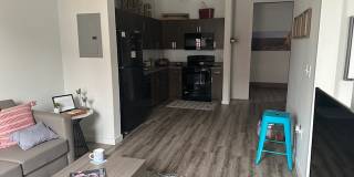 Hawks Landing Apartments - Co-Living Gallery 23