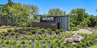 The Estate on Quarry Lake Gallery 10