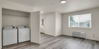 #148 WALNUT SPRINGS Gallery 43