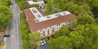 Rare Top-Floor Loft in Elizabeth with 22’ Ceilings, Gated Parking and Walkable Dining Gallery 20