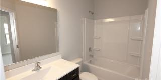 4bd 3.5b Almost New Townhome Gallery 6