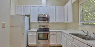 3208 Castle Court Gallery 8