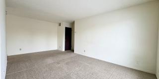 Arden Oaks Gallery 16