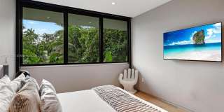77 SW 18th Terrace Gallery 42