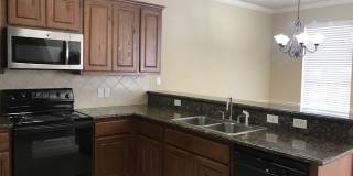College Station - 3 Bedroom / 3 Bath- 2 story Condo off University Dr. E. Gallery 8